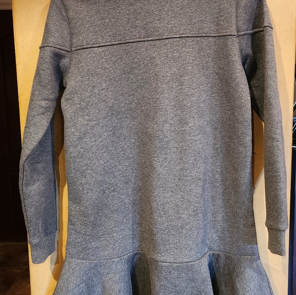 Adorable Warm Free Generation Los Angeles fall/winter dress ruffle bottom size S - Picture 3 of 5